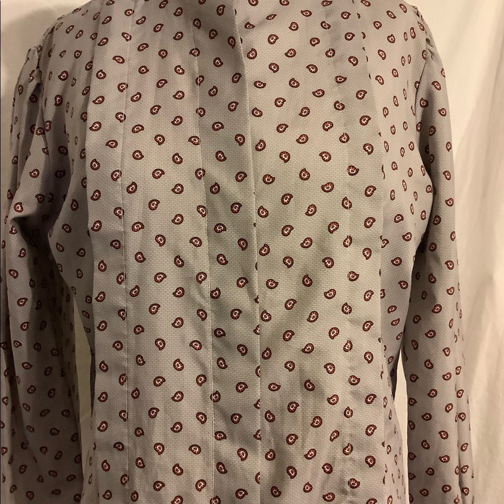 Top - Picture 2 of 4